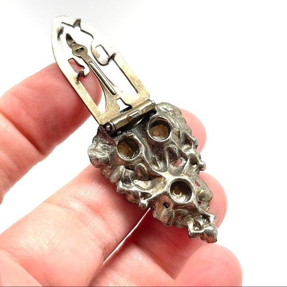 Vintage 30s Art Deco Faux Pearl Silver Dress Clip - Picture 6 of 13